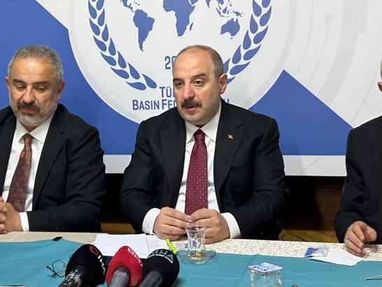 Mustafa Varank: CHP'nin cumhurbaşkanı adayı Özgür Özel