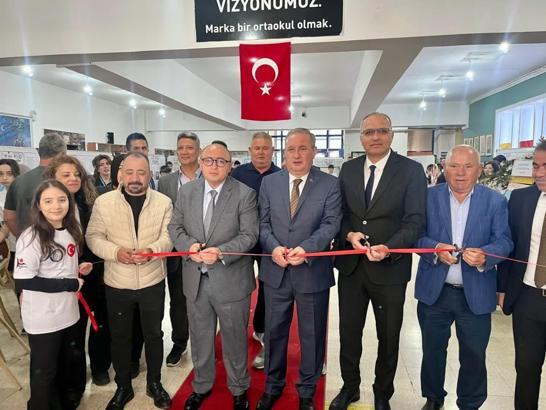Akdeniz Ortaokulu'nda bilim fuarı