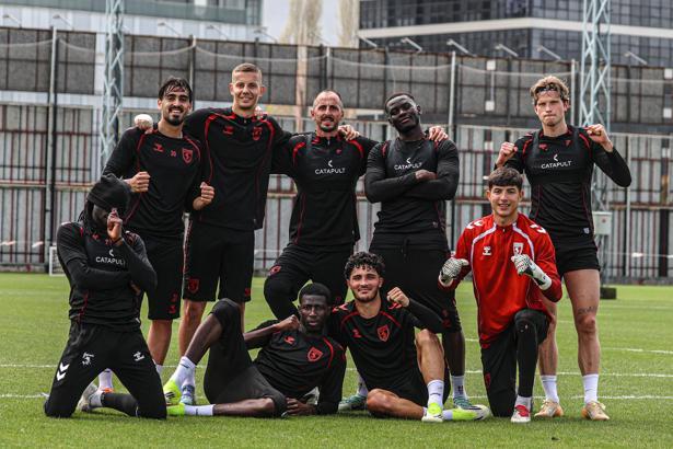 Samsunspor deplasmanda oynayacakları RAMS Başakşehir maçına hazırlanıyor