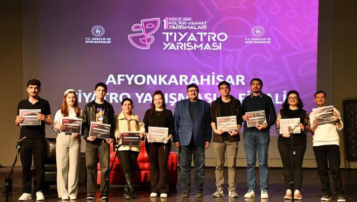 Gençler Arası Tiyatro Yarışması