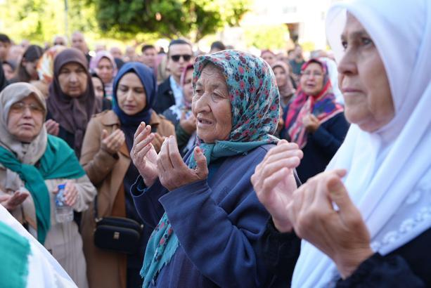 Hacı adayları kutsal topraklara uğurlandı