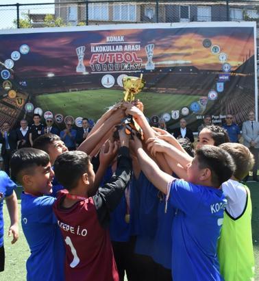 Spora yönlendirilen ilkokul öğrencileri futbol turnuvası heyecanı yaşadı