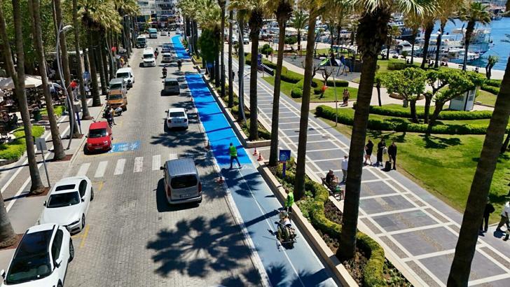 Marmaris'te bisiklet yolları bakımdan geçiriliyor
