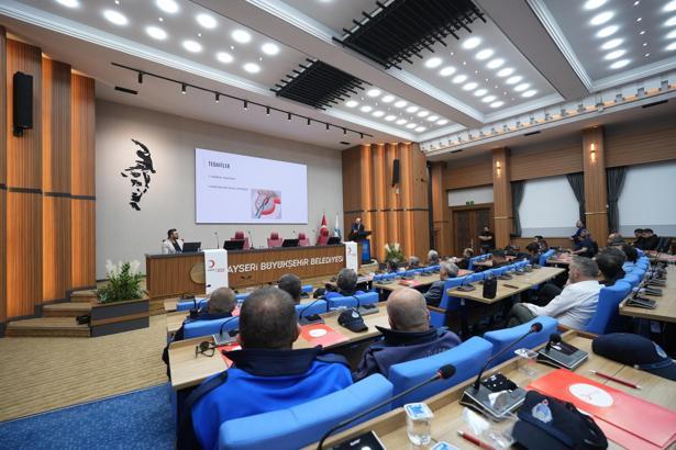 Büyükşehir’den 'Prostat Kanserinin Önlenmesi, Teşhisi ve Tedavi Yöntemleri' eğitimi