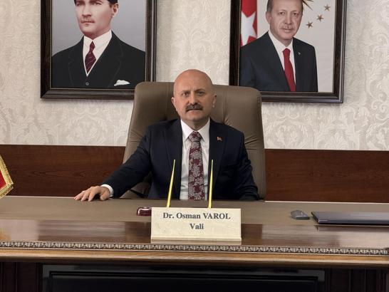 Aydın'a atanan Vali Osman Varol göreve başladı