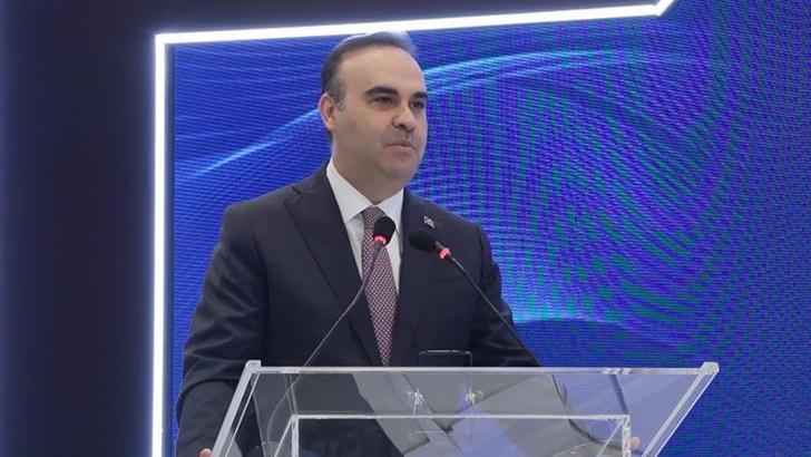 Bakan Kacır: KOBİ'lerimiz için kredi destek tutarını 20 milyondan 30 milyona çıkarıyoruz