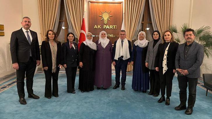'Barış Anneleri'nden AK Parti'ye ziyaret