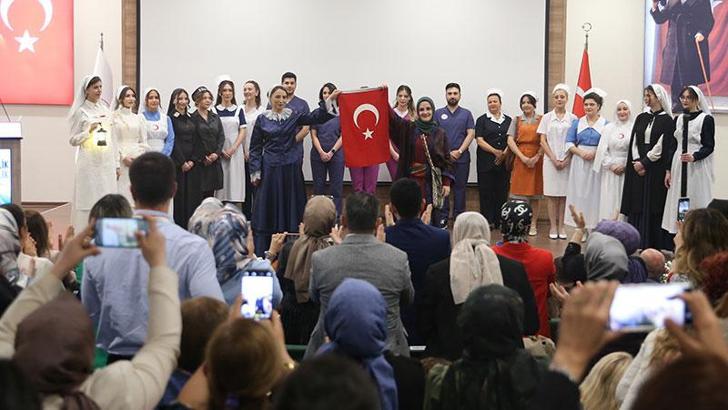 Etlik Şehir Hastanesi'nde 'Bütünleşik Hemşirelik ve Ebelik Kongresi' düzenlendi