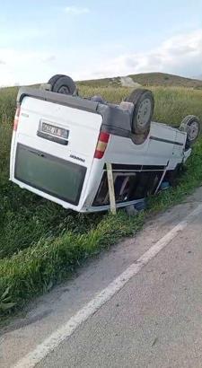 Ankara'da devrilen minibüsün sürücüsü öldü