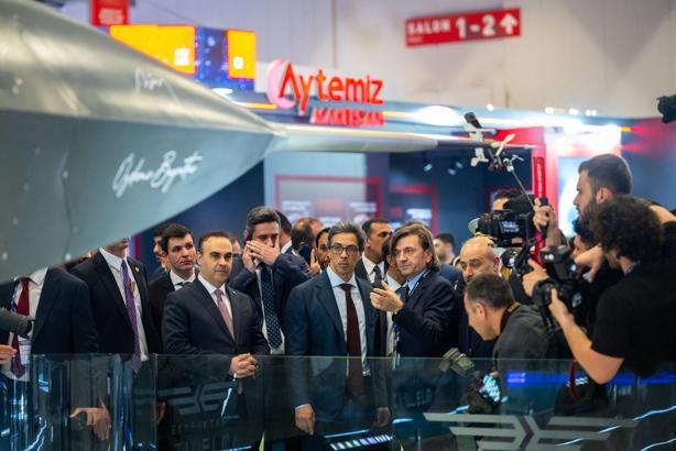 BAE Devlet Başkanı Yardımcısı Al Nahyan, SAHA EXPO 2026 Fuarı'nı ziyaret etti