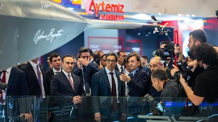 BAE Devlet Başkanı Yardımcısı Al Nahyan, SAHA EXPO 2026 Fuarı'nı ziyaret etti