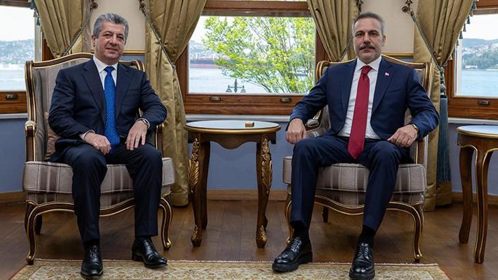 Dışişleri Bakanı Fidan, IKBY Başbakanı Barzani ile İstanbul'da görüştü