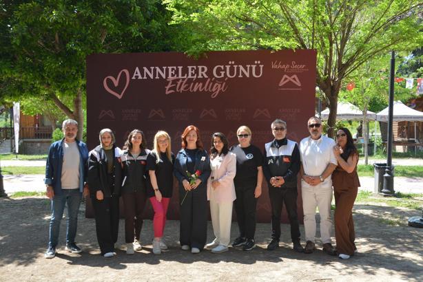 Mersin’de şehit annelerine özel program