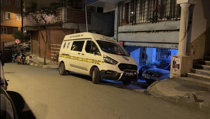 Şişli’de konuşmak için gittiği eşine ateş açtı; mermer parçaları kadını yaraladı