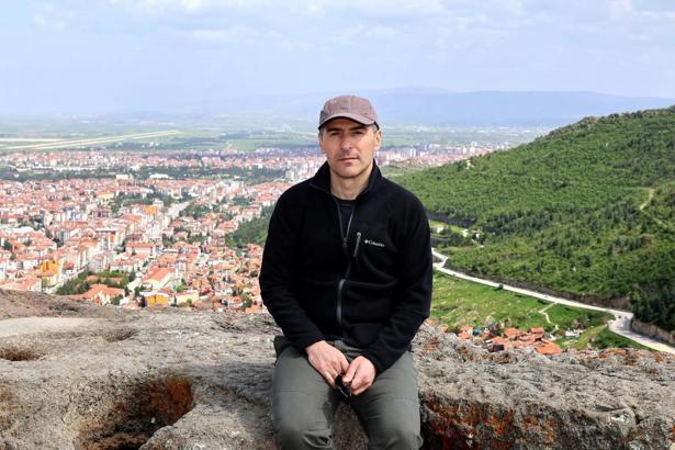 Vali Aktaş Karahisar Kalesi'nde