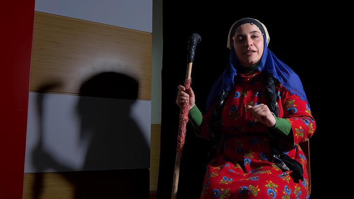 Kadın meddahtan görme engelli öğrencilere eğitim
