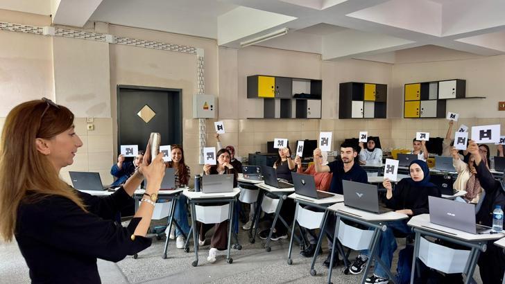 Osmaniye’de gençlere üretken yapay zekâ eğitimi
