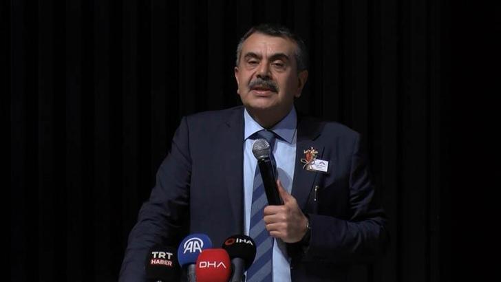 Bakan Tekin: Milli şuurumuz, milli bilincimiz her daim zinde olmalı