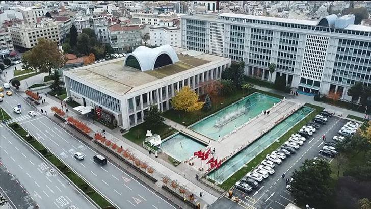 İBB'ye yönelik 'Yolsuzluk' davasında duruşma yarına ertelendi