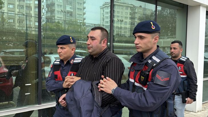 Babasını 8 kez tabancayla ateş ederek öldüren şüpheli adliyede