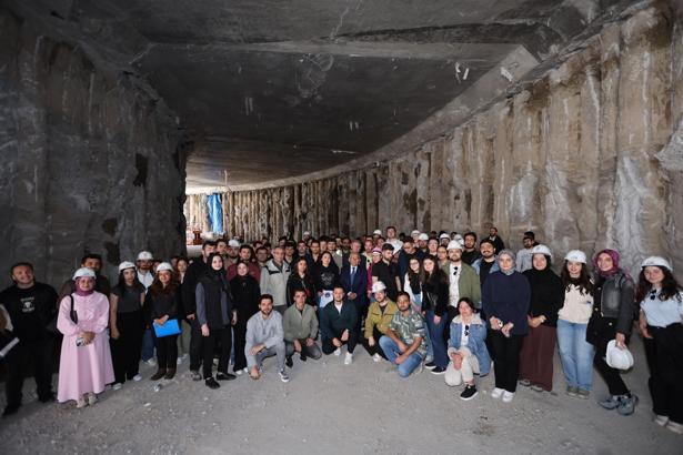 Büyükkılıç, DSİ-Yeni Sanayi Katlı Kavşak Projesi’ni öğrencilerle inceledi