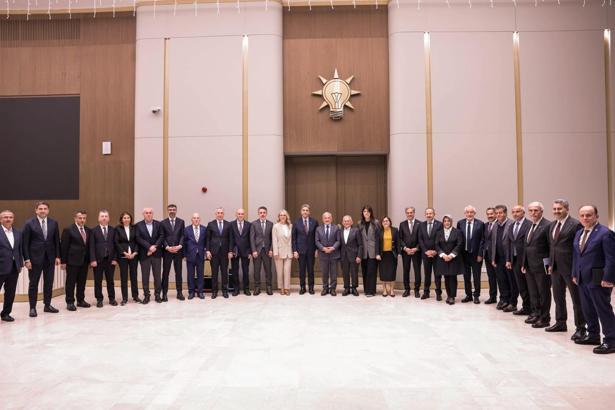 Başkan Büyükkılıç, AK Parti Yerel Yönetimler Toplantısı’na katıldı