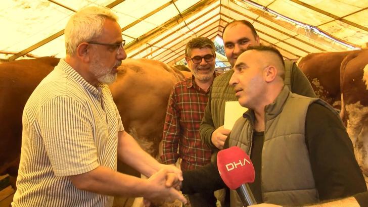 Bahçelievler kurban pazarında sıkı pazarlık: 'Abim bizi terleterek baya yordu'