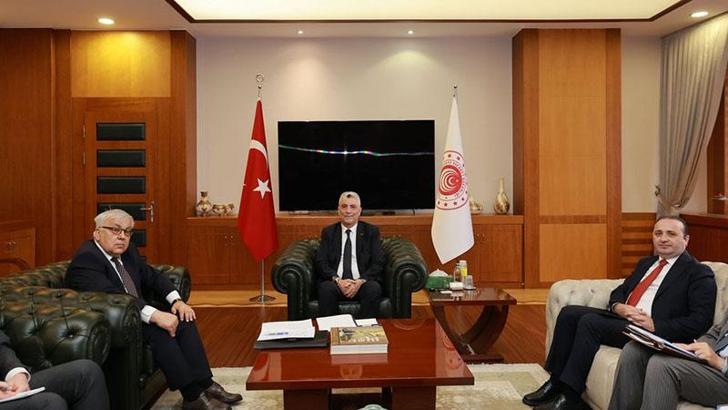 Bakan Bolat, Rusya ve İtalya büyükelçileri ile görüştü