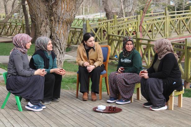 Depremzede kadınlar, kooperatifle hayata yeniden tutunuyor