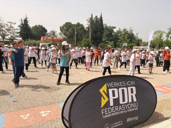 Piri Reis İlkokulu’nda 'Dünya Sağlık İçin Hareket Et Günü' etkinliği