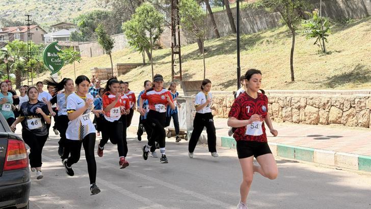 Reyhanlı'da liselilerden 19 Mayıs koşusu
