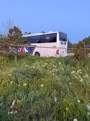 Konya'da yolcu otobüsü, TIR'a çarptı: 1 ölü, 8 yaralı