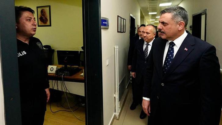Bakan Çiftçi, polis merkezi amirliğini ziyaret etti