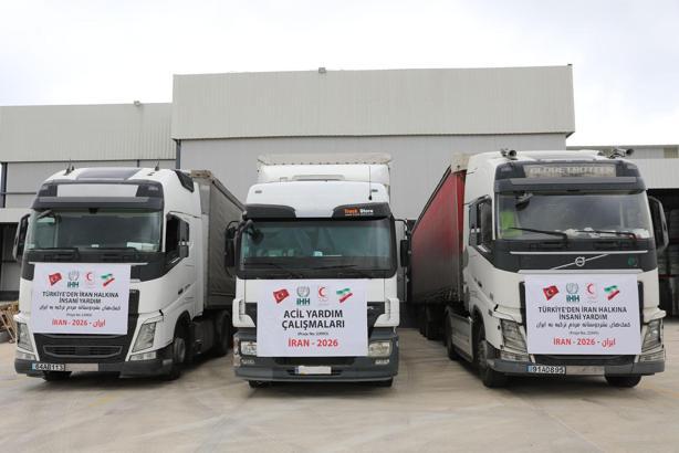 İHH, İran’a 7 TIR insani yardım malzemesi gönderdi