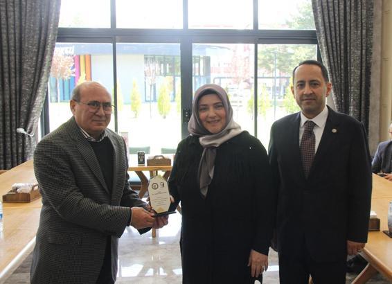 Sivas'ta Eczacılar Günü kutlandı