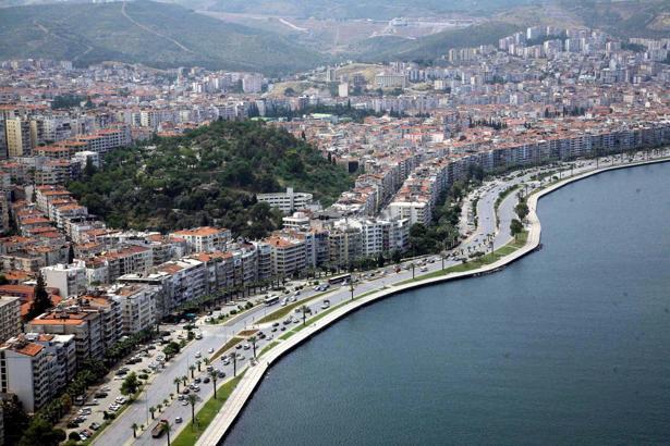 İzmir'de konut satışları yüzde 0,6 oranında azaldı
