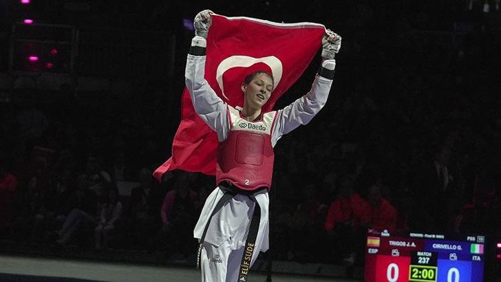 Elif Sude Akgül, Avrupa Tekvando Şampiyonası'nda altın madalya kazandı