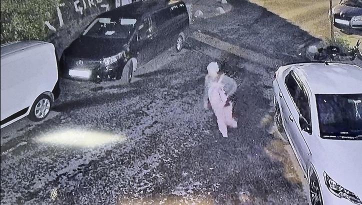 Kağıthane’de kadın doktor avukat sevgilisinin evinde terastan düştü; entübe edildi