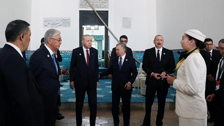 Cumhurbaşkanı Erdoğan, Türkistan’da kültürel gezi programına katıldı