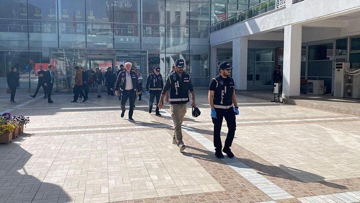 Tepebaşı Belediyesi yolsuzluk soruşturmasında gözaltı sayısı 25’e çıktı