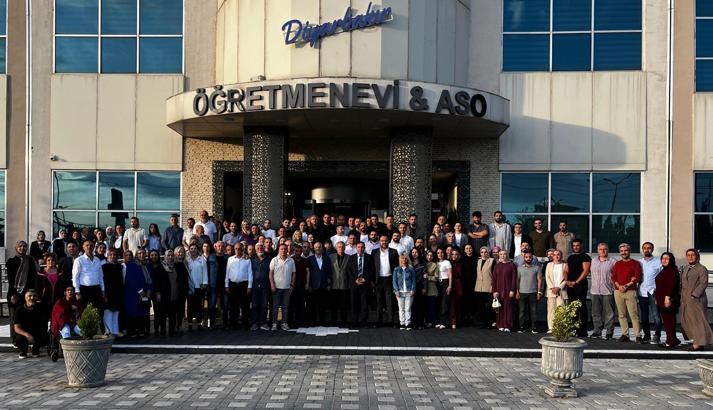 Kentten ayrılan İl Müdürü Aydın Polat için veda programı