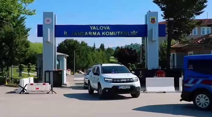 Yalova'da göçmen kaçakçılığı operasyonu; 3 organizatör tutuklandı