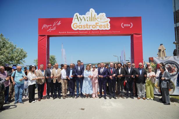 Ayvalık GastroFest coşkuyla başladı