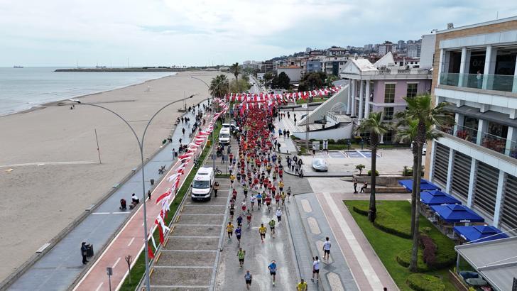 Samsun'da 19 Mayıs Yarı Maratonu koşuldu / Ek fotoğraflar