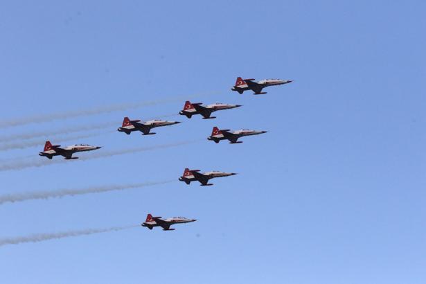 SOLOTÜRK ve Türk Yıldızları’ndan Samsun’da prova uçuşu