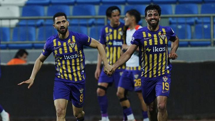 Eyüpspor'un tecrübeli ismi Emre Akbaba: Güzel bir hikaye yazdık