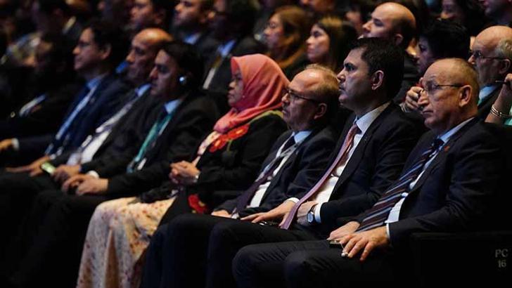 Bakan Kurum, Azerbaycan'da