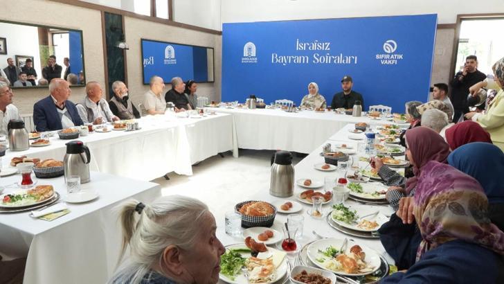 Sıfır Atık Vakfı Başkanı Ağırbaş, Darülaceze sakinleriyle bayram kahvaltısında buluştu