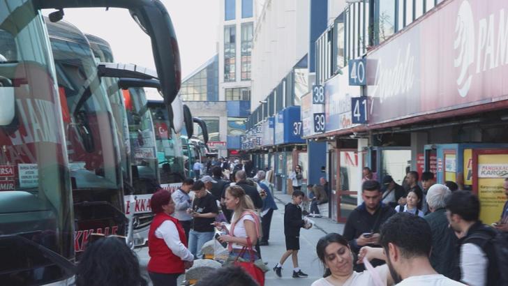 Otogarda Kurban Bayramı hareketliliği; ek seferler konuldu