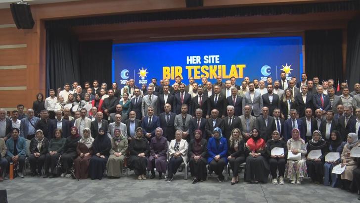 AK Parti İstanbul İl Başkanlığı yeni çalışmalarını 'Her Site Bir Teşkilat' programında tanıttı